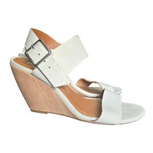 BC Vegan Leather Wedge Heel Snakeskin Pattern Strappy White Womens Sz 8